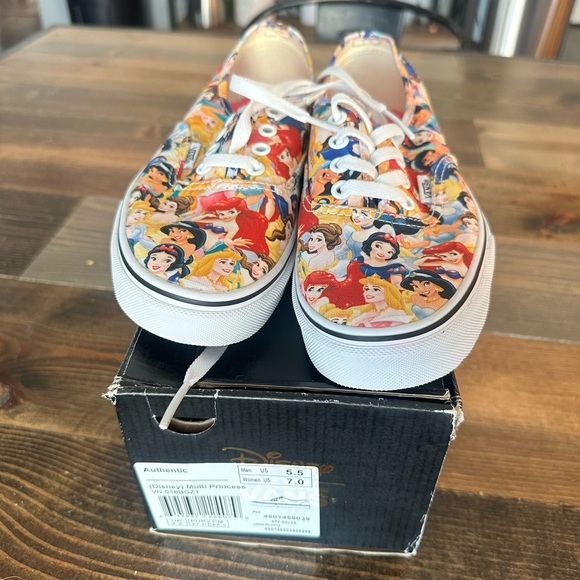 Vans Disney Princess - Picture 2 of 4